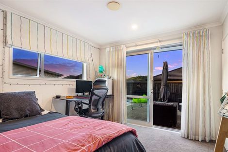Photo of property in 20 Eric Farley Drive, Kumeu, 0810
