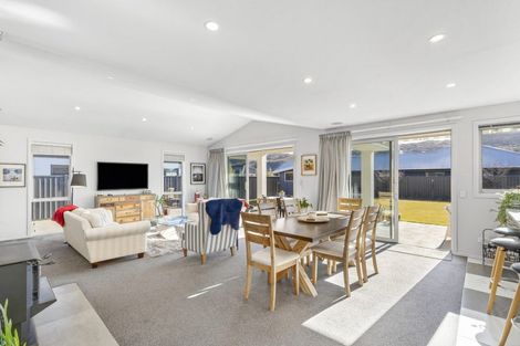 Photo of property in 2 Hortons Way, Cromwell, 9310