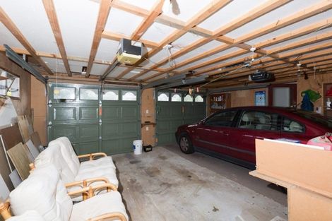 Photo of property in 2 Wayne Place, Ferndale, New Plymouth, 4310