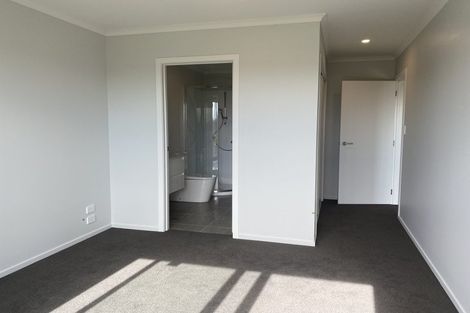Photo of property in 41 Waruhia Crescent, Rototuna North, 3281
