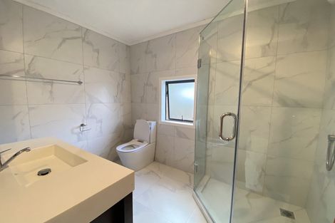 Photo of property in 54 Potter Avenue, Northcote, Auckland, 0627