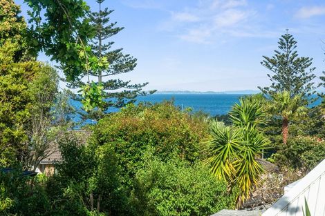 Photo of property in 1/99 Hebron Road, Waiake, Auckland, 0630