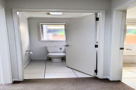 Photo of property in 18 Edgeview Crescent, Fitzroy, Hamilton, 3206