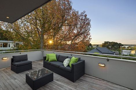 Photo of property in 8 Saratoga Avenue, Herne Bay, Auckland, 1011