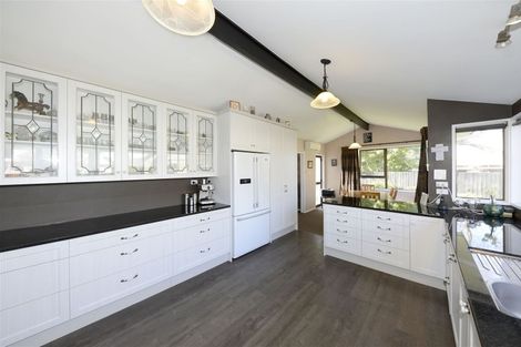 Photo of property in 448c Harewood Road, Harewood, Christchurch, 8051