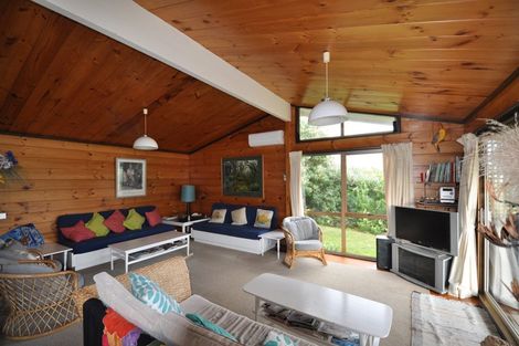 Photo of property in 19 Winderton Way, Pauanui, Hikuai, 3579