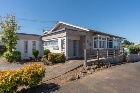 Photo of property in 176 Cambridge Road, Hillcrest, Hamilton, 3216