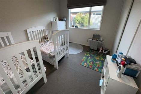 Photo of property in 27 Mokihi Gardens, Hillmorton, Christchurch, 8024