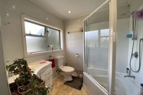 Photo of property in 1/17 Eldon Grove, Taita, Lower Hutt, 5019