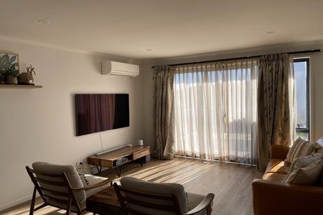 Photo of property in 1 Verdot Close, Kumeu, 0810