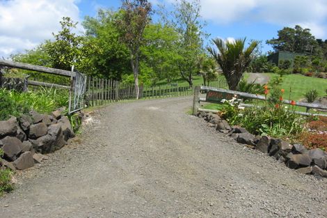 Photo of property in 47 Pioneer Lane, Kumeu, 0891