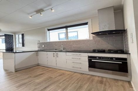 Photo of property in 64 Henwood Road, Mangere East, Auckland, 2024
