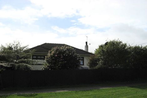 Photo of property in 641 Queen Street East, Levin, 5510