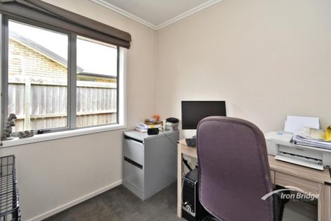 Photo of property in 75 Mokihi Gardens, Hillmorton, Christchurch, 8024