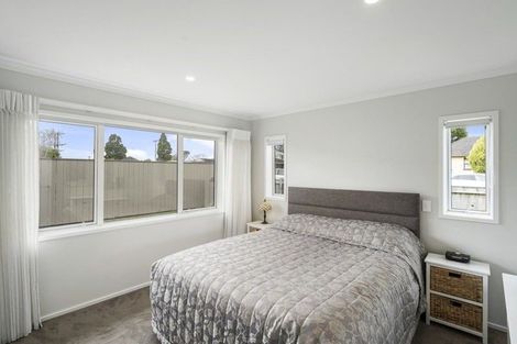 Photo of property in 30 Wallath Road, Westown, New Plymouth, 4310