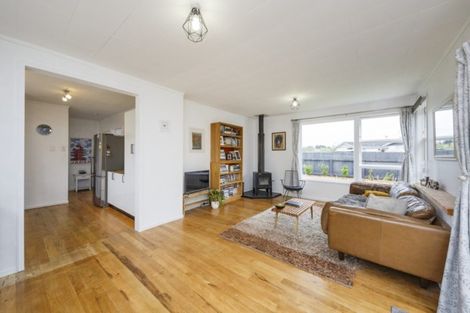 Photo of property in 20 Fergusson Street, Marton, 4710