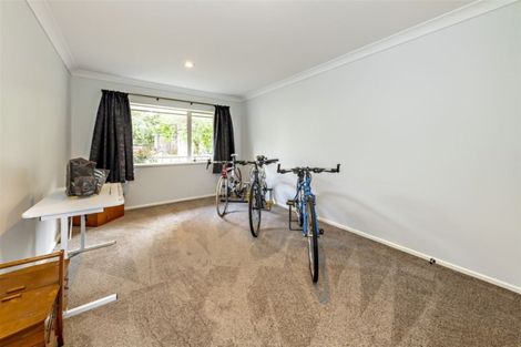 Photo of property in 23 Tuakura Way, The Gardens, Auckland, 2105