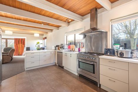 Photo of property in 27 Wadeley Road, Ilam, Christchurch, 8041