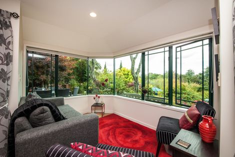 Photo of property in 7 The Oaks, Awapuni, Palmerston North, 4412