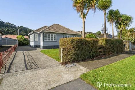 Photo of property in 1306 High Street, Taita, Lower Hutt, 5011
