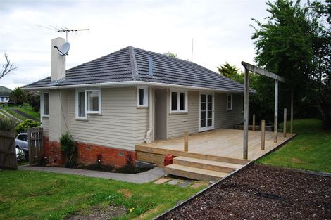 Photo of property in 74 Kervil Avenue, Te Atatu Peninsula, Auckland, 0610