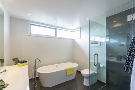 Photo of property in 13 Patiki Place, Omaha, 0986