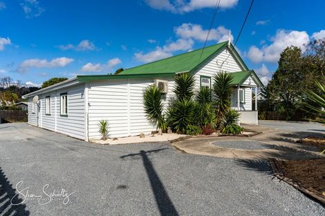 Photo of property in 12 Franklin Road, Paparoa, 0571