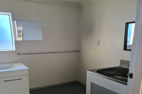 Photo of property in 20 Edgeware Road, Palmerston North, 4410