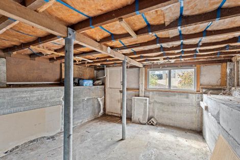 Photo of property in 13 York Crescent, Westown, New Plymouth, 4310