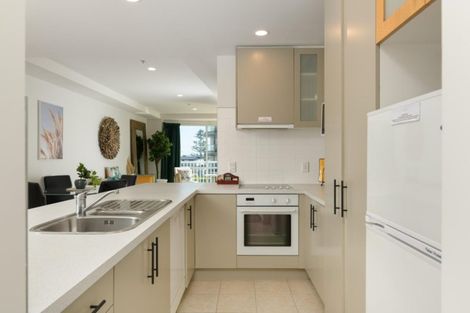 Photo of property in 30/12 Maunganui Road, Mount Maunganui, 3116