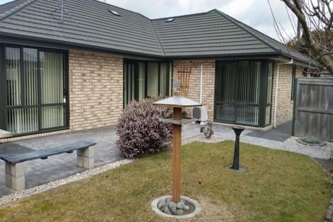 Photo of property in 2 Wisteria Place, Parklands, Christchurch, 8083