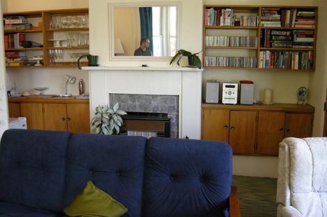 Photo of property in 81 Bolton Street, Kelburn, Wellington, 6012