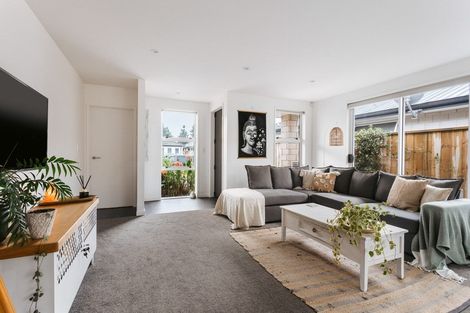 Photo of property in 17 Marion Crescent, Papamoa Beach, Papamoa, 3118