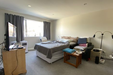 Photo of property in 75a Lynden Avenue, Hillcrest, Auckland, 0627