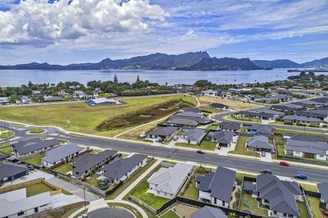 Photo of property in 30 Kitemaunga Avenue, One Tree Point, 0118