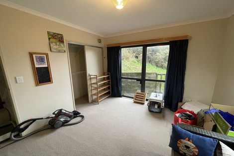 Photo of property in 96b Montgomery Avenue, Karori, Wellington, 6012