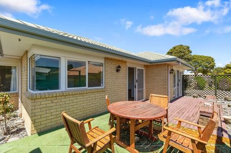 Photo of property in 21 Lavender Place, Papamoa Beach, Papamoa, 3118