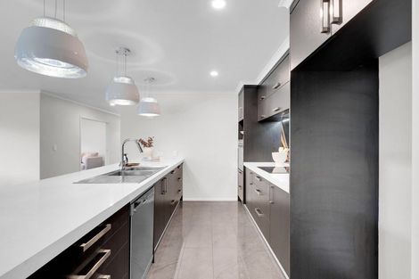 Photo of property in 266 Dixon Road, Fitzroy, Hamilton, 3206