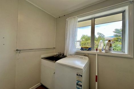 Photo of property in 82 Mcmurdo Street, Tinwald, Ashburton, 7700