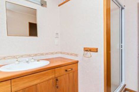 Photo of property in 8 Cherry Court, Wanaka, 9305