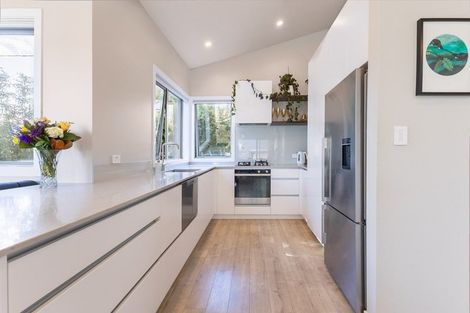 Photo of property in 183 Rosetta Road, Raumati South, Paraparaumu, 5032