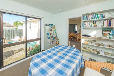 Photo of property in 188 Cornfoot Street, Castlecliff, Whanganui, 4501