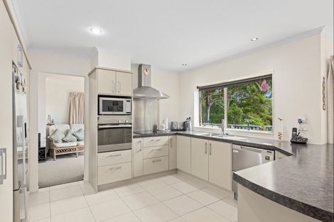 Photo of property in 190d Lonely Track Road, Dairy Flat, 0632