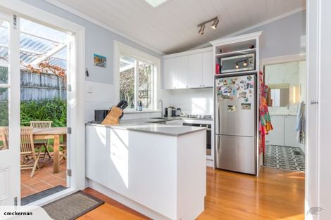Photo of property in 12 Wynyard Road, Mount Eden, Auckland, 1024