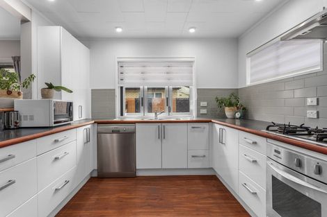 Photo of property in 16 Beach Street, Whakatane, 3120