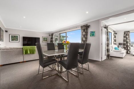 Photo of property in 10 Wangapeka Way, Aotea, Porirua, 5024