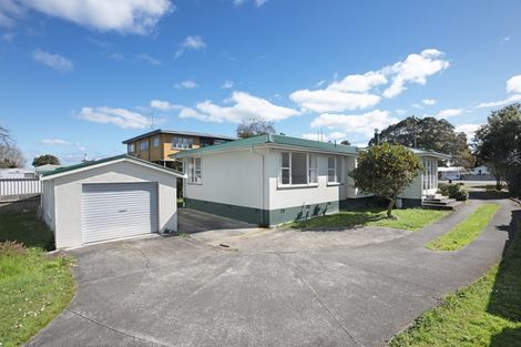 Photo of property in 321 Kimbolton Road, Feilding, 4702