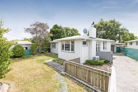 Photo of property in 3 Benmore Avenue, Cloverlea, Palmerston North, 4412