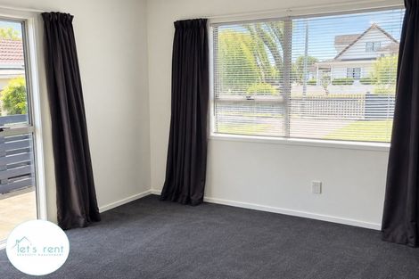 Photo of property in 92 Burundi Avenue, Clendon Park, Auckland, 2103