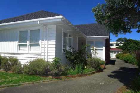 Photo of property in 14 Nathan Avenue, Paraparaumu Beach, Paraparaumu, 5032